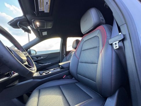 New 2026 Chevrolet Equinox RS image 25