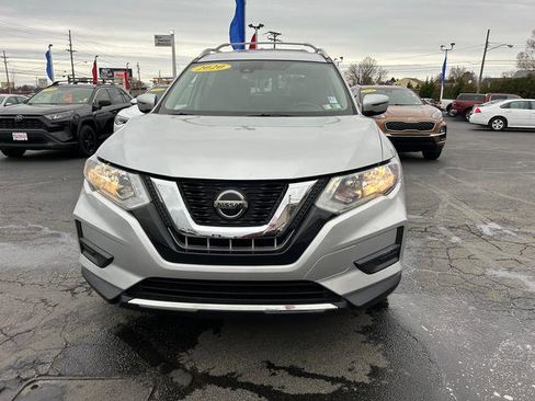 Used 2020 Nissan Rogue SV image 8