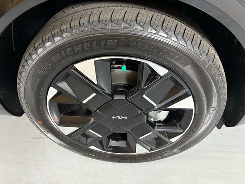 New 2026 Kia Sportage SX image 10