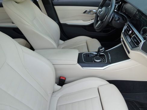 Used 2021 BMW 330e w/ M Sport Package RWD image 12