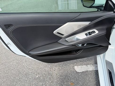 Used 2022 Chevrolet Corvette Stingray Preferred Cpe w/ Z51 Performance Package image 13