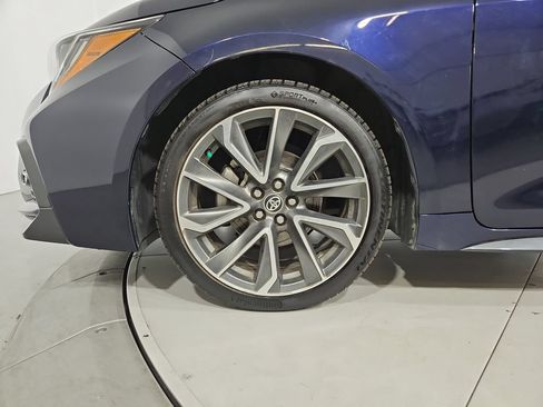 Used 2021 Toyota Corolla SE w/ SE Premium Package FWD image 27