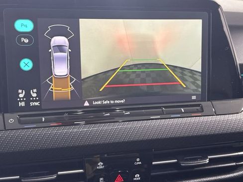 Used 2024 Volkswagen Golf R 2.0T image 23