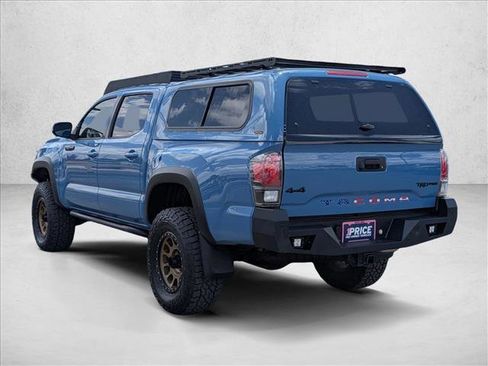 Used 2018 Toyota Tacoma TRD Pro AWD/4WD image 7