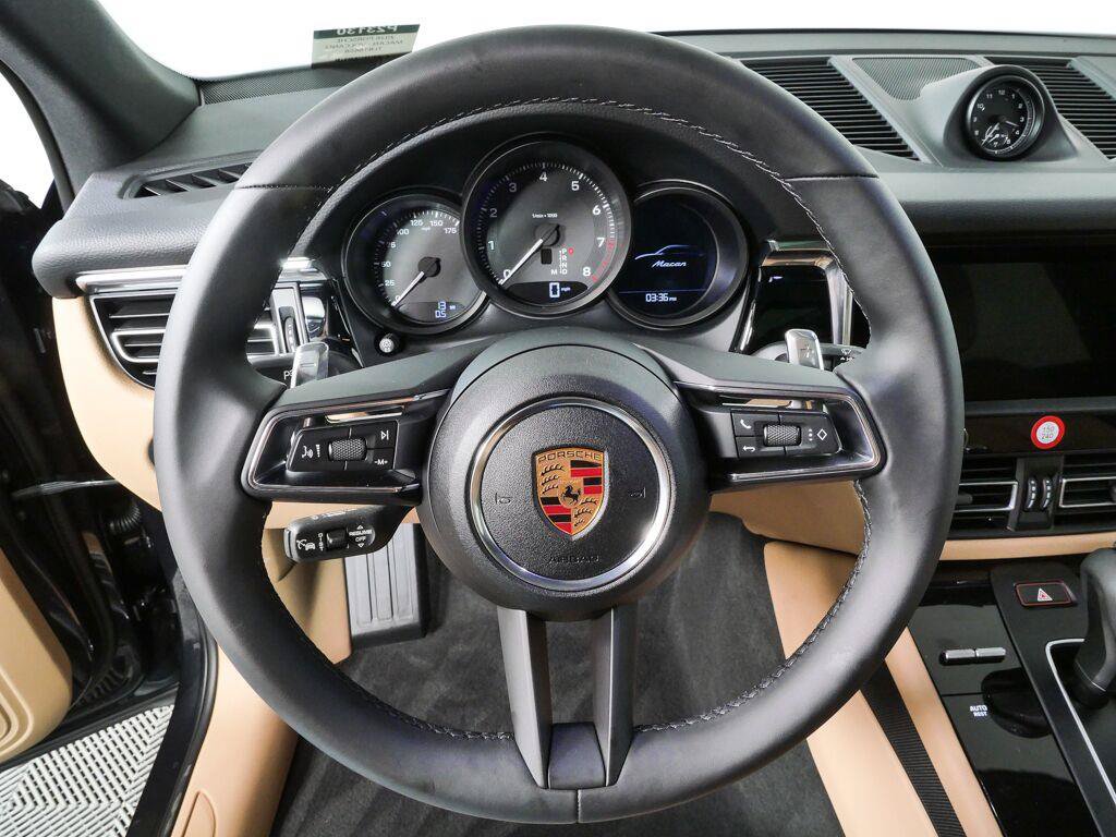 New 2026 Porsche Macan Turbo AWD/4WD image 9