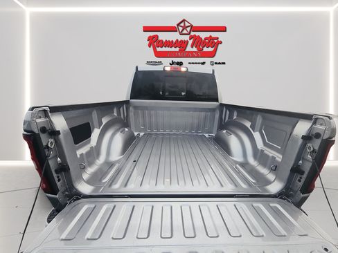 New 2026 RAM 1500 Big Horn AWD/4WD image 17