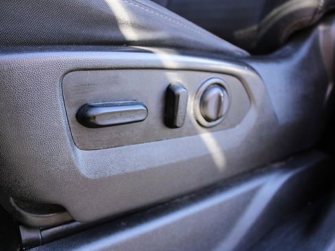 Used 2020 GMC Sierra 1500 Elevation RWD image 10