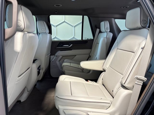 Used 2026 GMC Yukon Denali AWD/4WD image 15