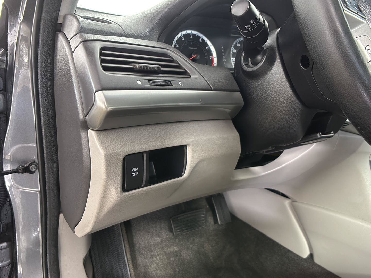Used 2010 Honda Accord EX-L image 28