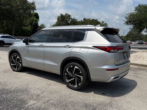 Used 2025 Mitsubishi Outlander SEL AWD/4WD image 6