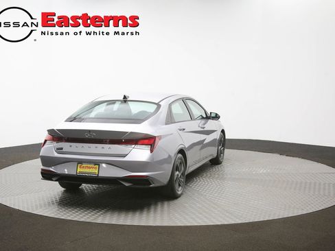 Used 2021 Hyundai Elantra SEL w/ Convenience Package FWD image 38