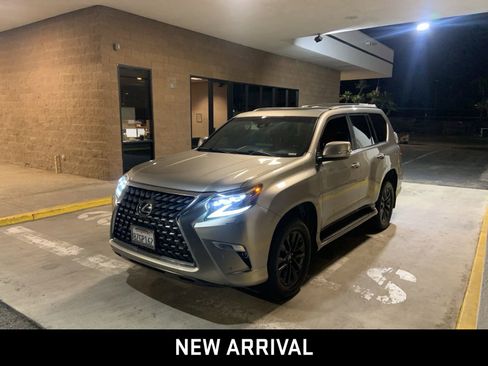 Used 2022 Lexus GX 460 Premium w/ Premium Package image 1