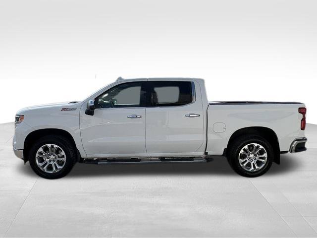 Used 2023 Chevrolet Silverado 1500 LTZ AWD/4WD image 12