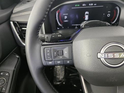 New 2026 Nissan Rogue Platinum image 31