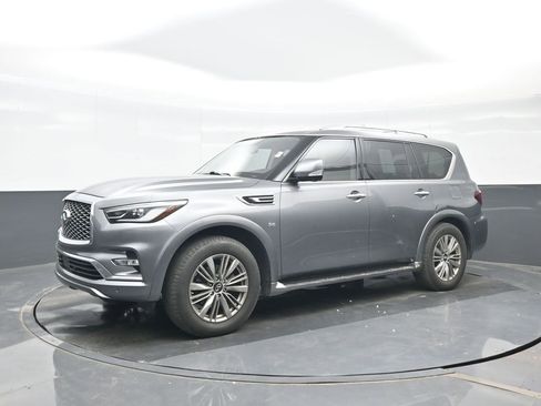 Used 2019 INFINITI QX80 Luxe w/ Proassist Package RWD image 2