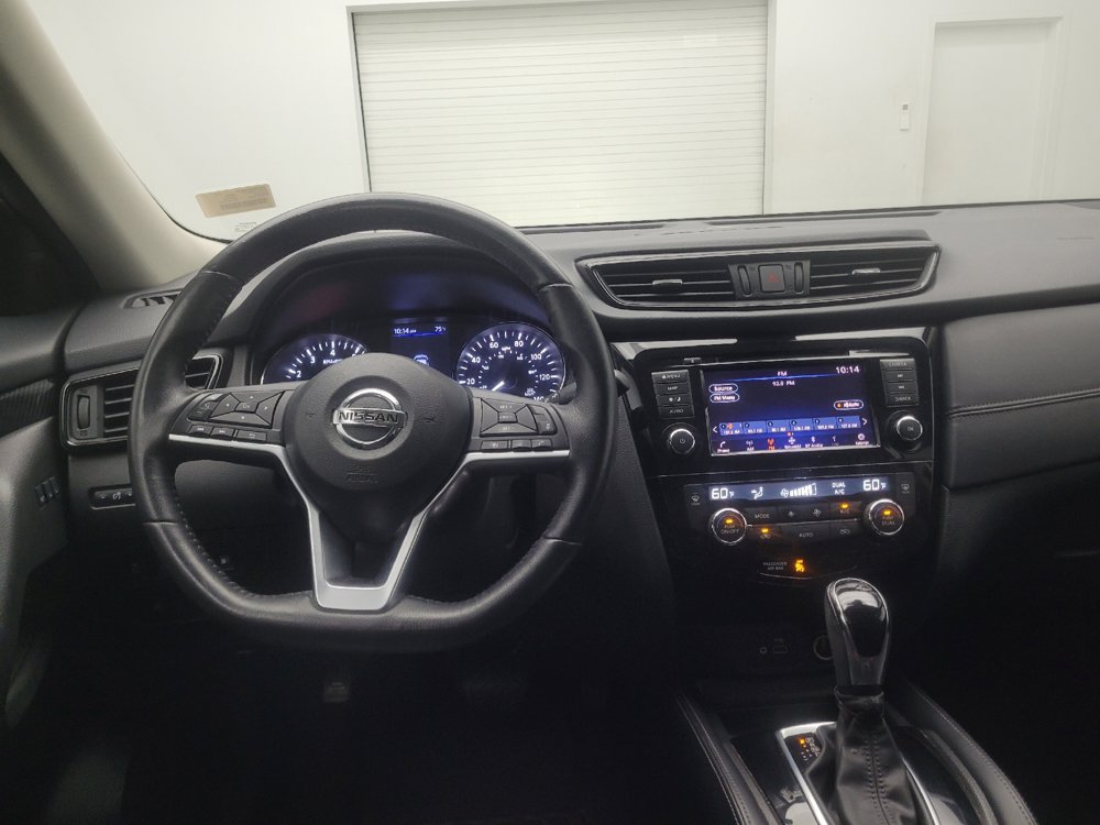 Used 2018 Nissan Rogue SL w/ Premium Package FWD image 22