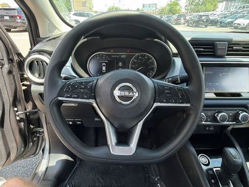 Used 2023 Nissan Versa SV FWD image 28