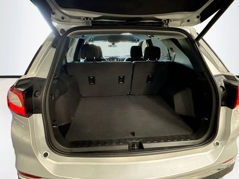Used 2018 Chevrolet Equinox LT image 25
