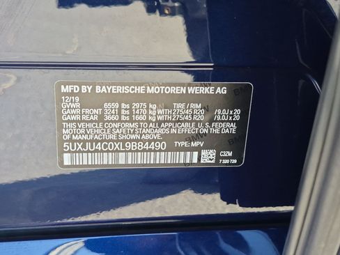 Used 2020 BMW X5 M50i w/ Parking Assistance Package AWD/4WD image 35
