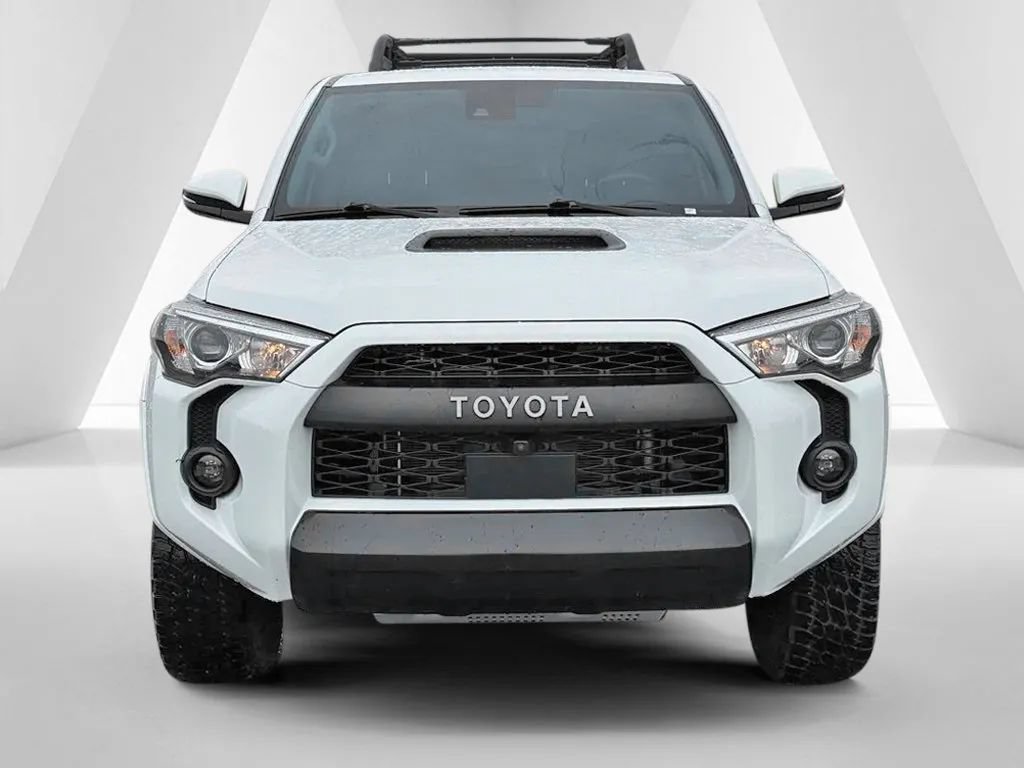 Used 2024 Toyota 4Runner TRD Pro AWD/4WD image 2
