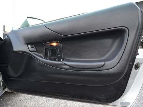 Used 1996 Chevrolet Corvette Coupe RWD image 33