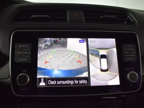 Certified 2025 Nissan Leaf SV Plus FWD image 25