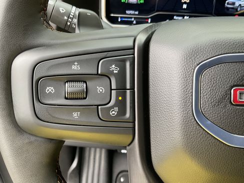 Used 2024 GMC Sierra 1500 AT4 w/ Technology Package AWD/4WD image 33