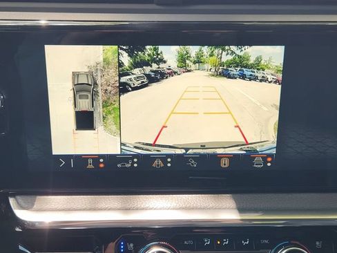 Used 2024 GMC Sierra 1500 Denali w/ Technology Package AWD/4WD image 19