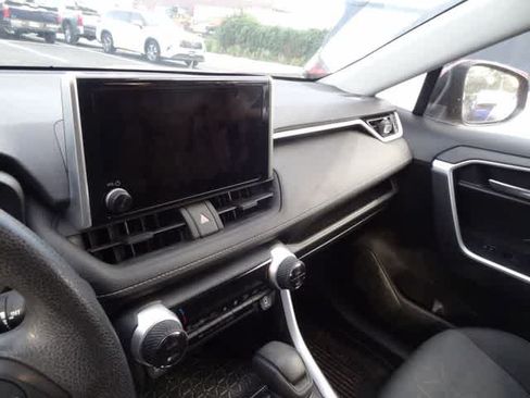 Used 2024 Toyota RAV4 XLE w/ Convenience Package AWD/4WD image 8