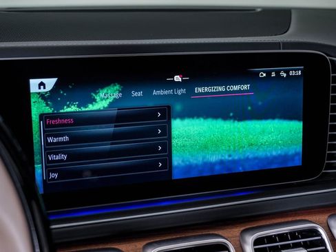 Used 2026 Mercedes-Benz Maybach GLS 600 4MATIC image 35