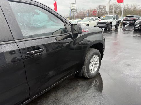 Used 2021 Chevrolet Silverado 1500 RST image 6