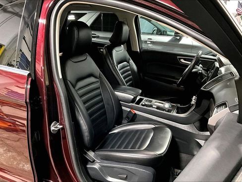 Certified 2024 Ford Edge SEL w/ Convenience Package image 7