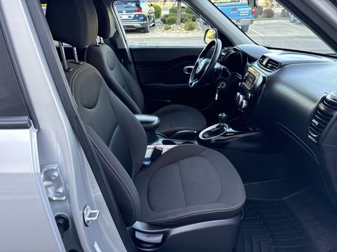 Used 2018 Kia Soul image 20
