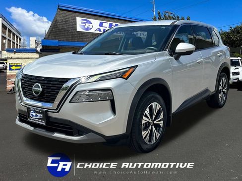 Used 2021 Nissan Rogue SV FWD image 1