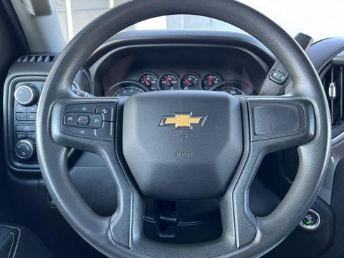 Used 2022 Chevrolet Silverado 1500 Custom image 19