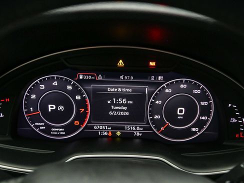 Used 2017 Audi Q7 3.0T Premium Plus AWD/4WD image 25