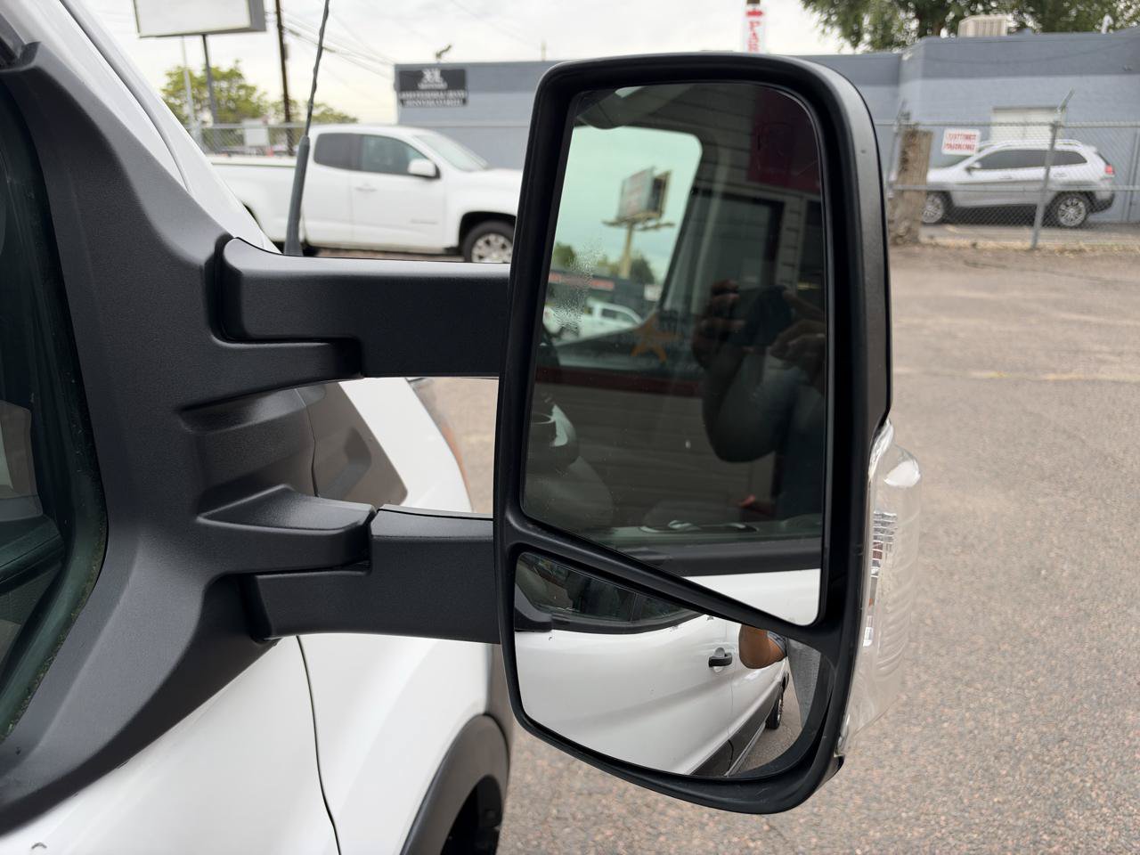 Used 2022 Ford Transit 250 Medium Roof AWD w/ Interior Upgrade Package image 28