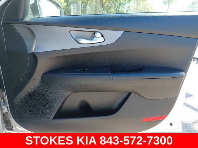 Used 2019 Kia Forte LXS FWD image 23