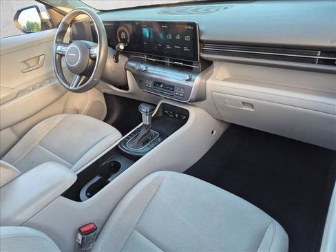 Used 2024 Hyundai Kona SEL FWD image 19