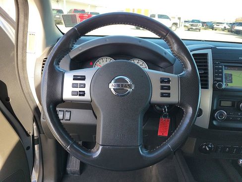 Used 2019 Nissan Frontier PRO-4X image 20