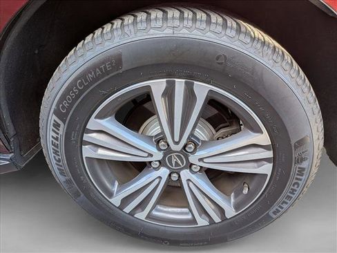 Used 2018 Acura MDX SH-AWD image 3