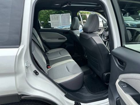 Certified 2025 Subaru Forester Premium AWD/4WD image 29