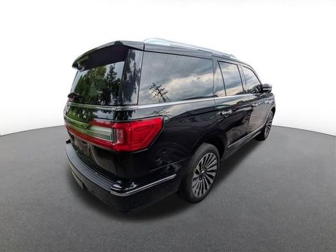 Used 2019 Lincoln Navigator Reserve AWD/4WD image 5