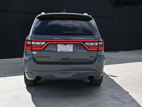 Used 2023 Dodge Durango GT RWD image 5