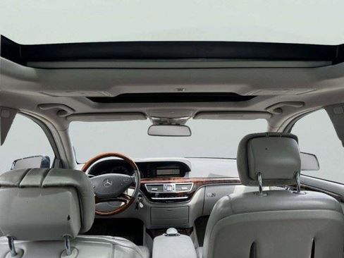 Used 2012 Mercedes-Benz S 550 4MATIC image 43
