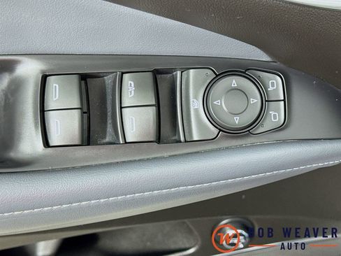 Used 2021 Buick Enclave Essence AWD/4WD image 23