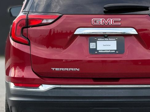Used 2019 GMC Terrain SLT w/ Preferred Package FWD image 12