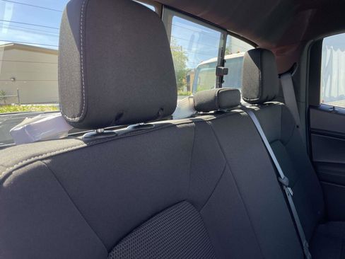 New 2026 GMC Canyon Elevation image 25