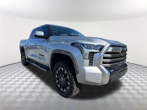 Used 2024 Toyota Tundra Limited image 3
