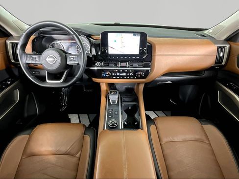 Certified 2022 Nissan Pathfinder Platinum AWD/4WD image 7